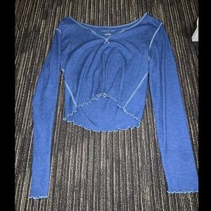 American eagle long sleeve cropped shirt